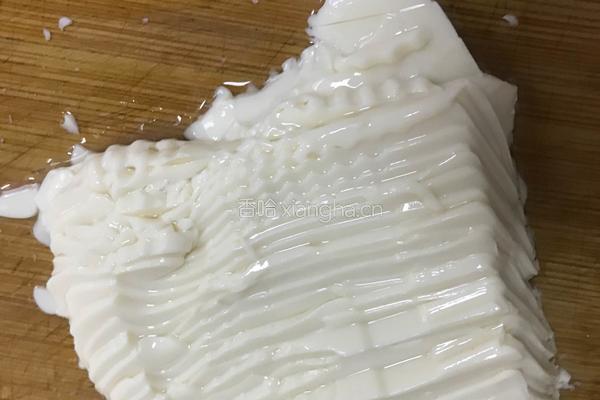 蟹黄豆腐煲的做法图解6