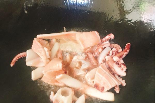 香煎鱿鱼的做法图解2