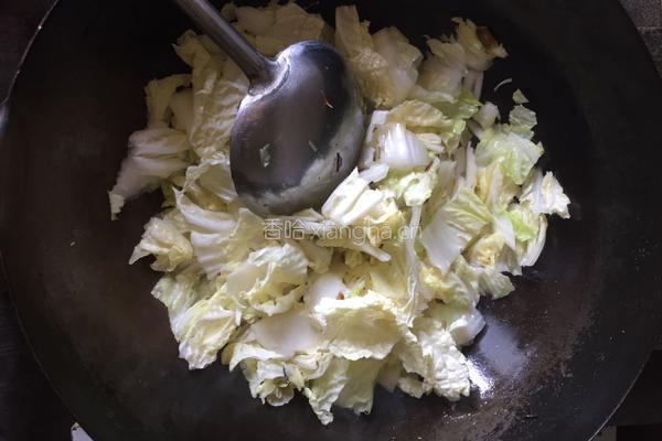 醋溜白菜木耳的做法图解5