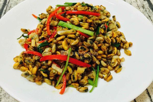 蒜蓉葱花炒海瓜子肉的做法图解8