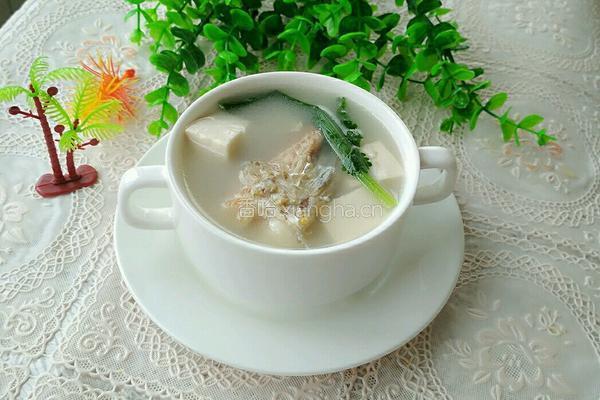 鲫鱼豆腐汤的做法图解11