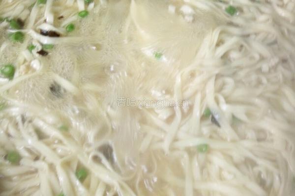 豆角肉末木耳面的做法图解6