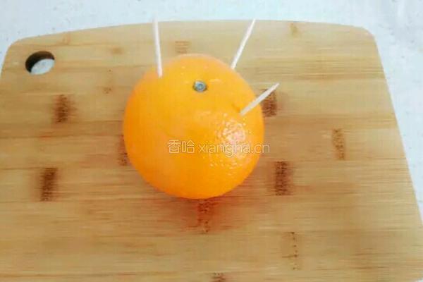 食疗妙方能调理宝贝咳嗽的盐蒸橙子的做法图解6
