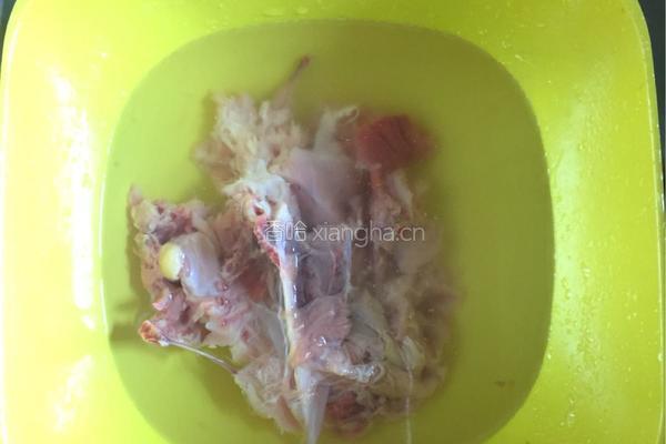 简单鸡汤豆腐串的做法图解1