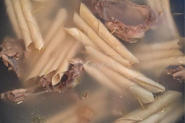 简单鸡汤豆腐串的做法图解6