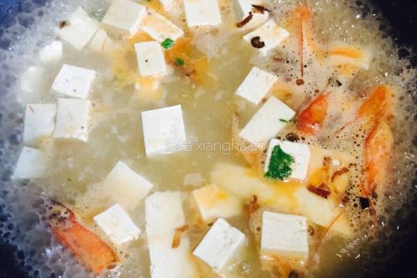 虾仁豆腐汤的做法图解7
