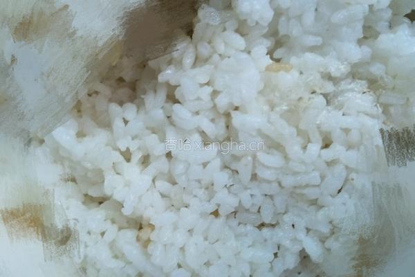 鲜香营养炒饭的做法图解1