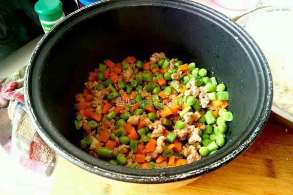 肉末米饭的做法图解7