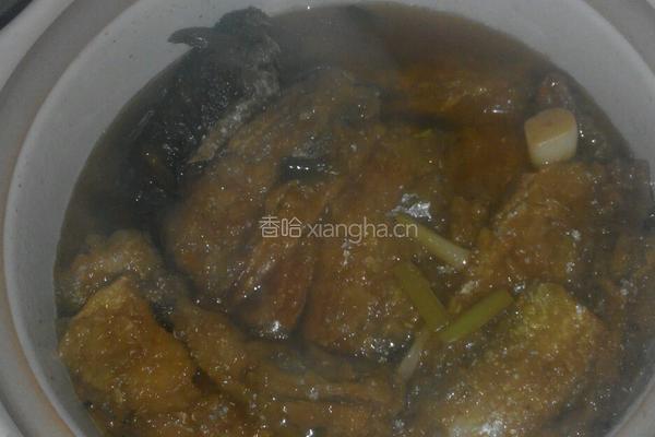 砂锅炖双鱼