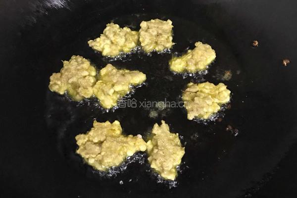 酥肉丸子粉丝汤的做法图解5