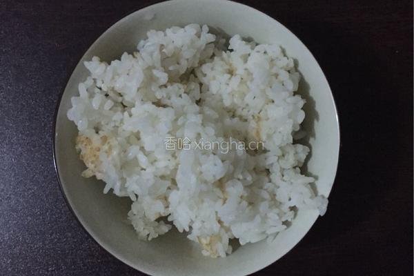 火腿炒饭的做法图解1