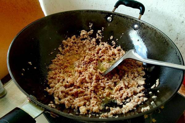 肉末炒青豆的做法图解5