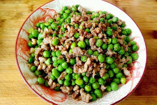 肉末炒青豆的做法图解7