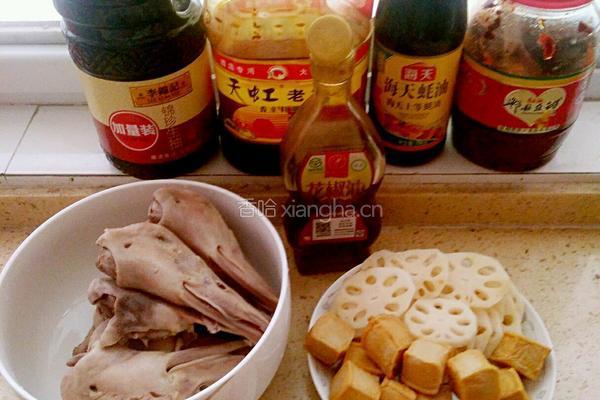 干锅鸭头的做法图解2