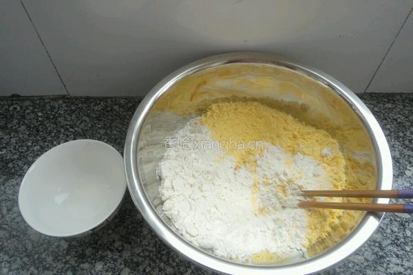 玉米面发糕的做法图解1