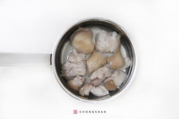 川味麻辣猪手的做法图解1