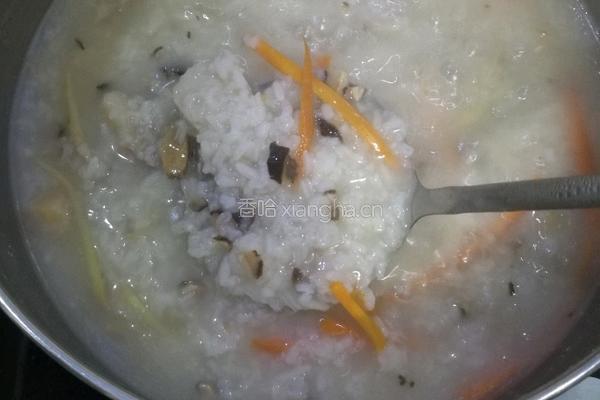 香菇瑶柱排骨粥的做法图解5