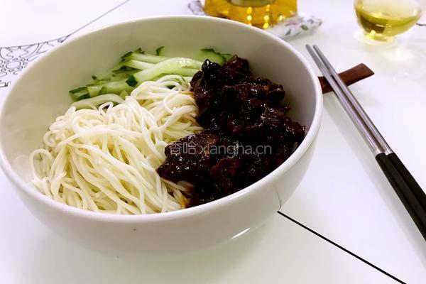牛肉杂酱面的做法图解7