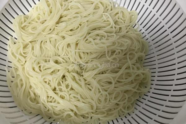 牛肉杂酱面的做法图解6