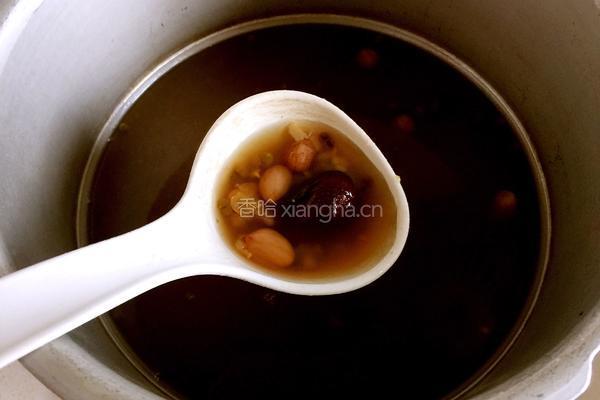 绿豆花生红枣甜汤的做法图解6