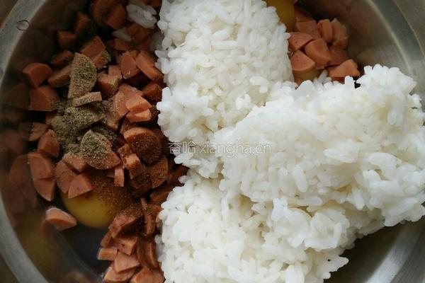 火腿米饭饼的做法图解3