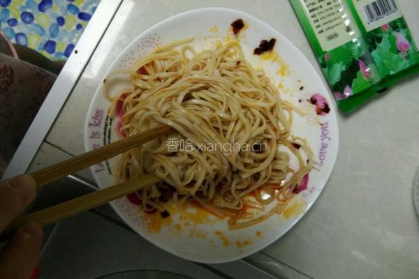 酸辣拌面的做法图解6