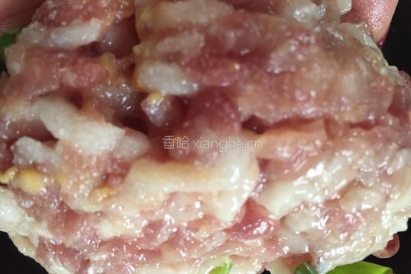 清;蒸狮子头的做法图解1