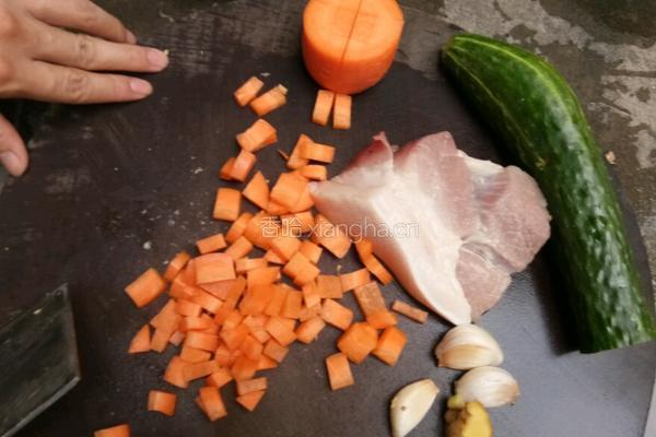 宫保酸甜肉丁的做法图解1