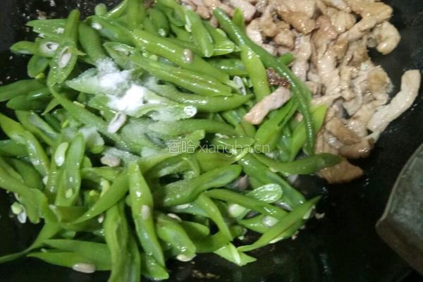 四季豆炒肉的做法图解7