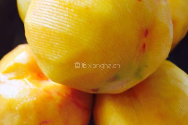糖水黄桃的做法图解1