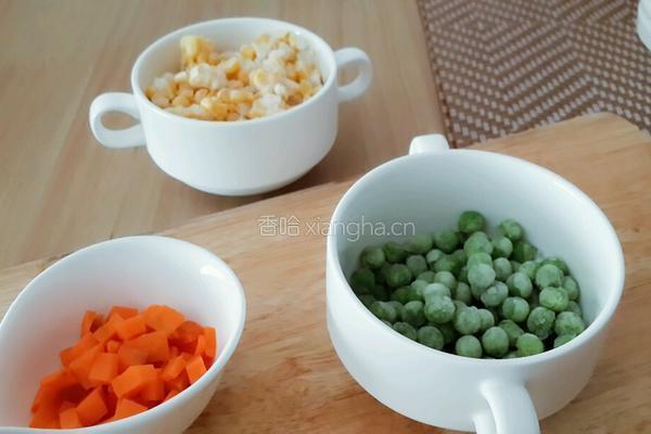 蚝油玉米豌豆粒的做法图解1