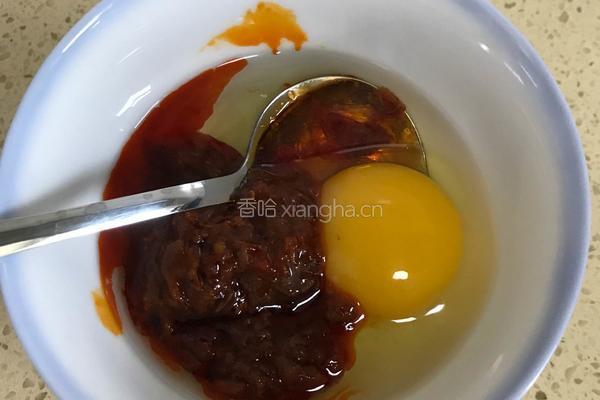 虾酱鸡蛋炒娃娃菜的做法图解3