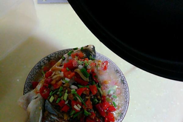 剁椒鱼头的做法图解5