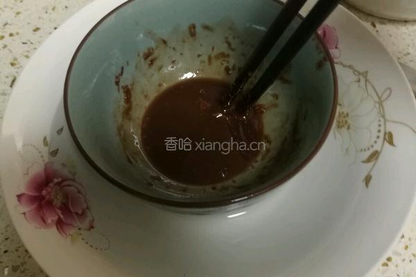巧克力奶茶的做法图解2