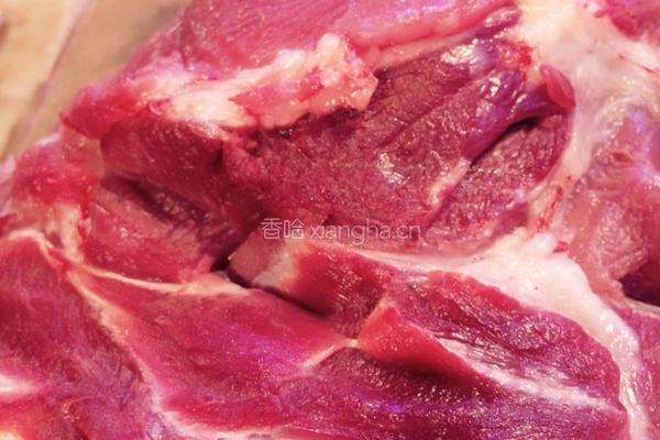 玉米红萝卜饺子的做法图解3