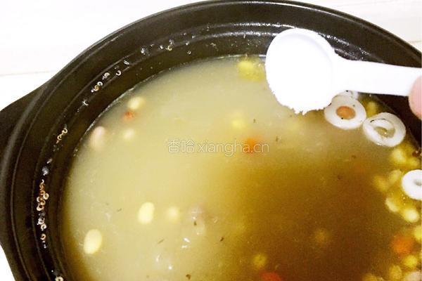 哺乳妈妈的催奶大补汤的做法图解7