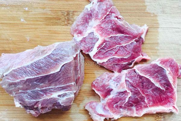 香辣香菇牛肉酱的做法图解1