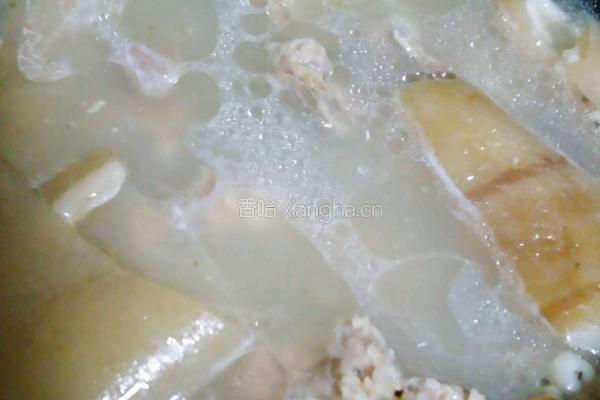 筒子骨薏米冬瓜汤的做法图解5