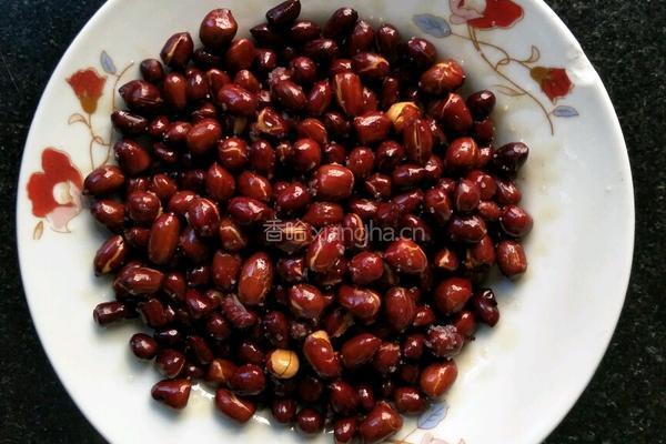 炒花生米的做法图解4
