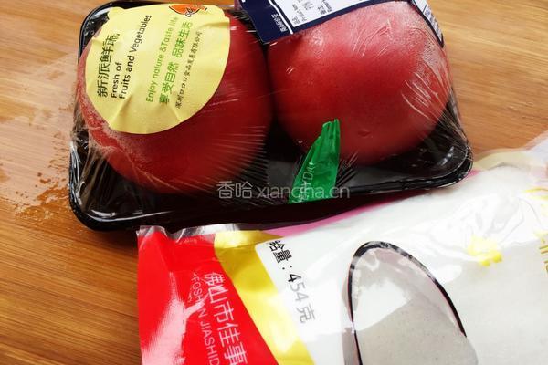 糖拌西红柿的做法图解1
