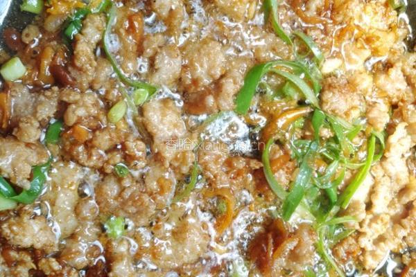 炸酱盖浇饭的做法图解10