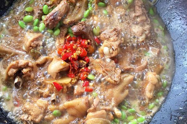 仔鸡烧毛豆米的做法图解12