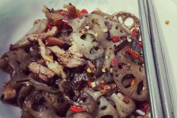藕片炒肉丝的做法图解7