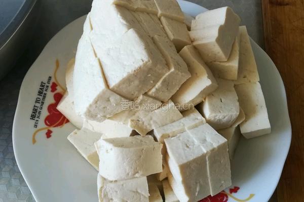 麻辣豆腐的做法图解1