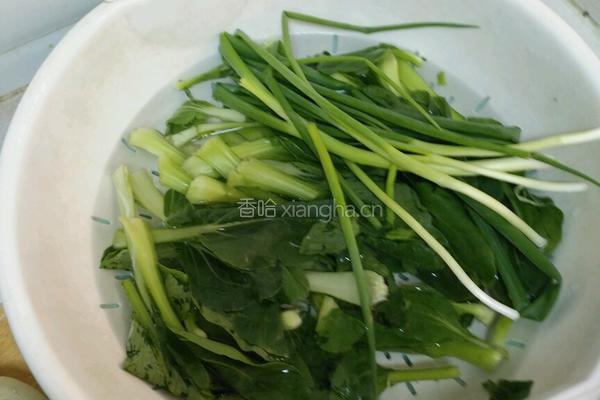 鸡汤砂锅米线的做法图解1