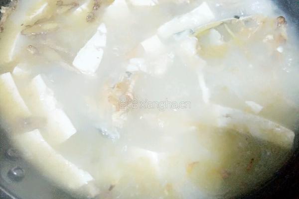 鱼头豆腐汤的做法图解5