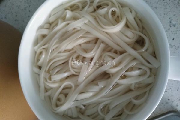 豇豆角胡萝卜肉丁打卤面的做法图解12