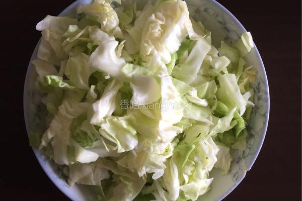 大头菜炒西红柿肉片的做法图解2