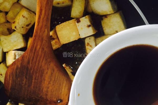 香菇酱木耳烧豆腐的做法图解6
