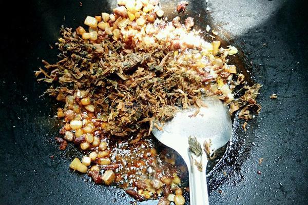 五花肉梅干菜馅的做法图解8